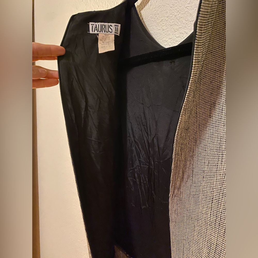 Taurus II Vintage Dress - Picture 9 of 11